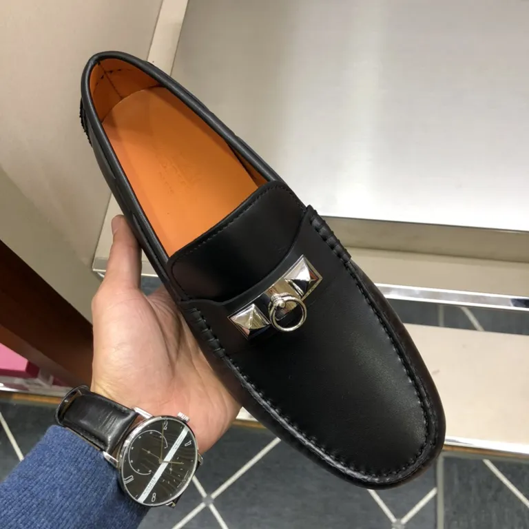 Hermes Shoe 